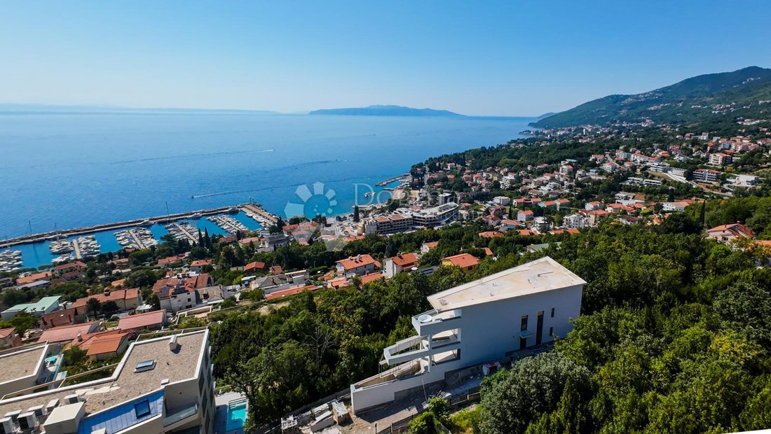 Apartment in Grad Opatija, Primorje-Gorski Kotar County, Croatia 3 - 19040296