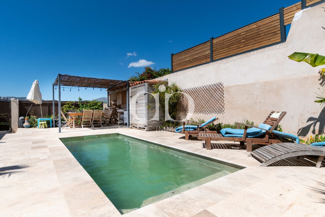 Villa a Cassis, Provenza-Alpi-Costa Azzurra, Francia 1 - 19039920