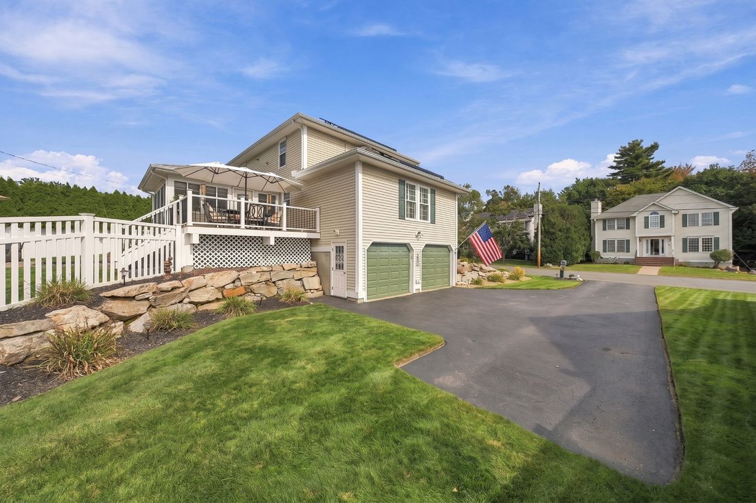 House in Manchester, New Hampshire, United States 5 - 19038066