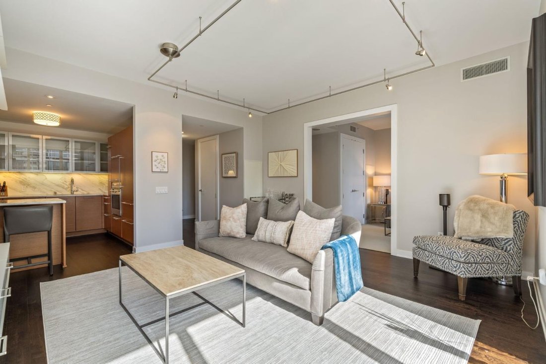 Condo in San Francisco, California, United States 4 - 19039714
