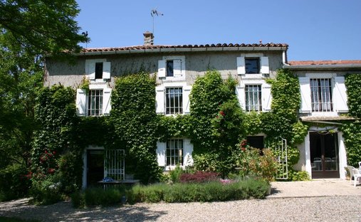 Rancho en Centre Ville, Limoux, Francia 1