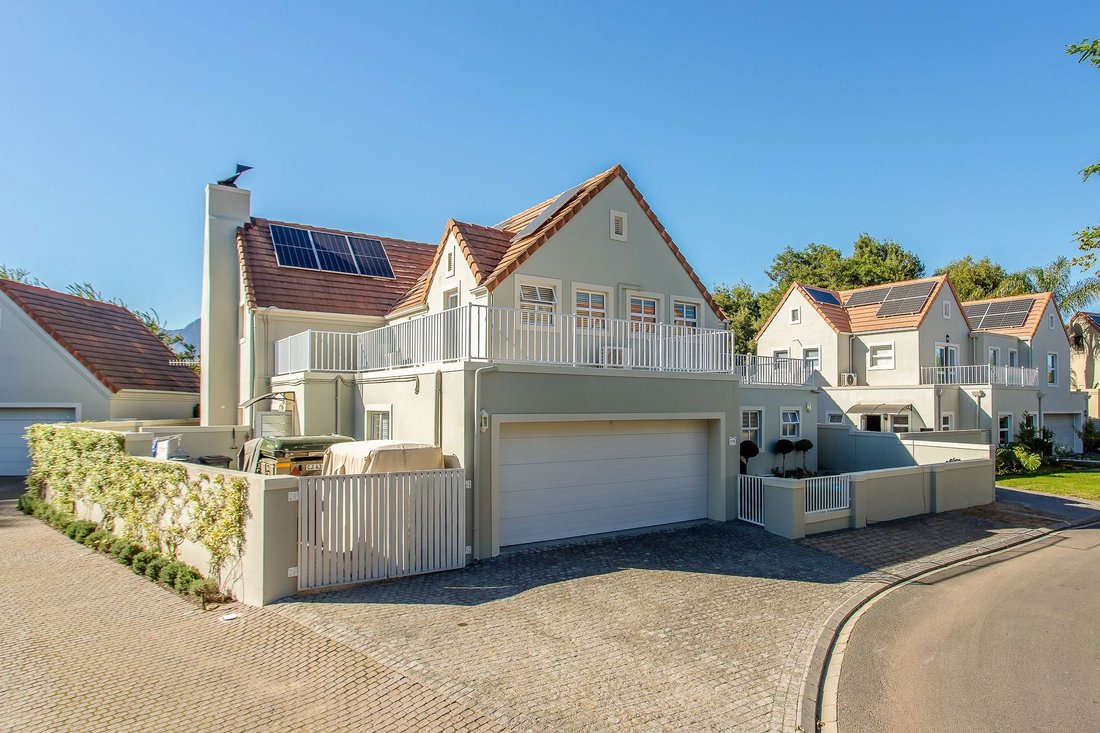 Estate in Boschenmeer Golf Estate, Western Cape, South Africa 1 - 19039048