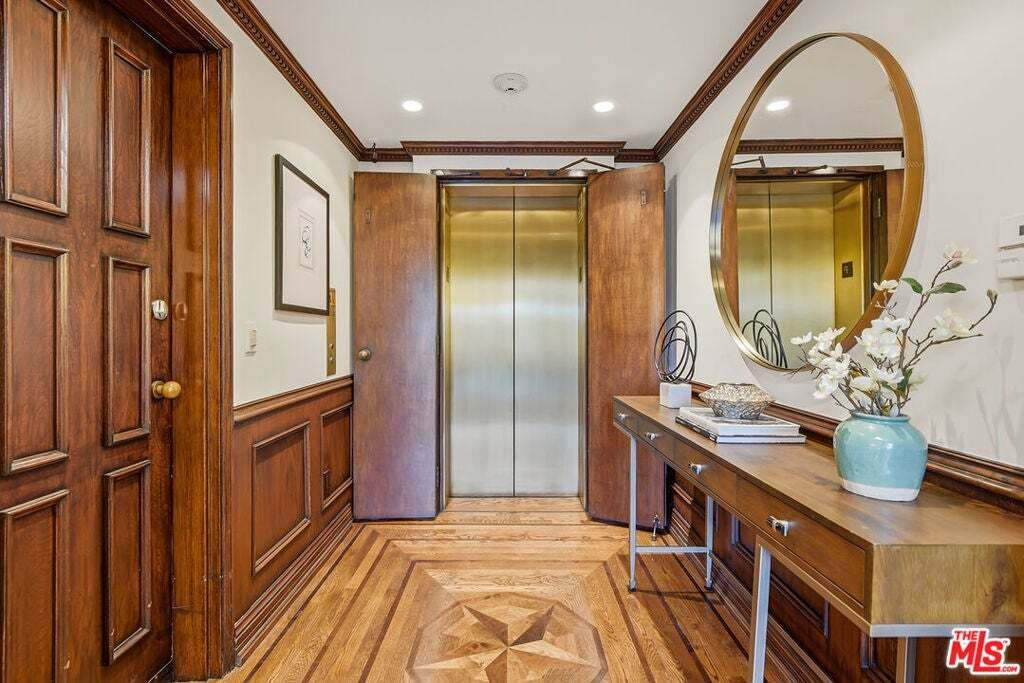 Appartement à Beverly Hills, Californie, États-Unis 4 - 19039157
