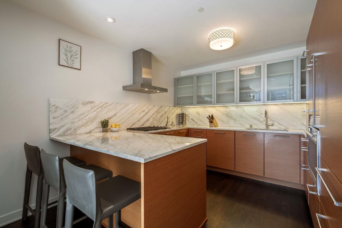 Condo in San Francisco, California, United States 5 - 19039714