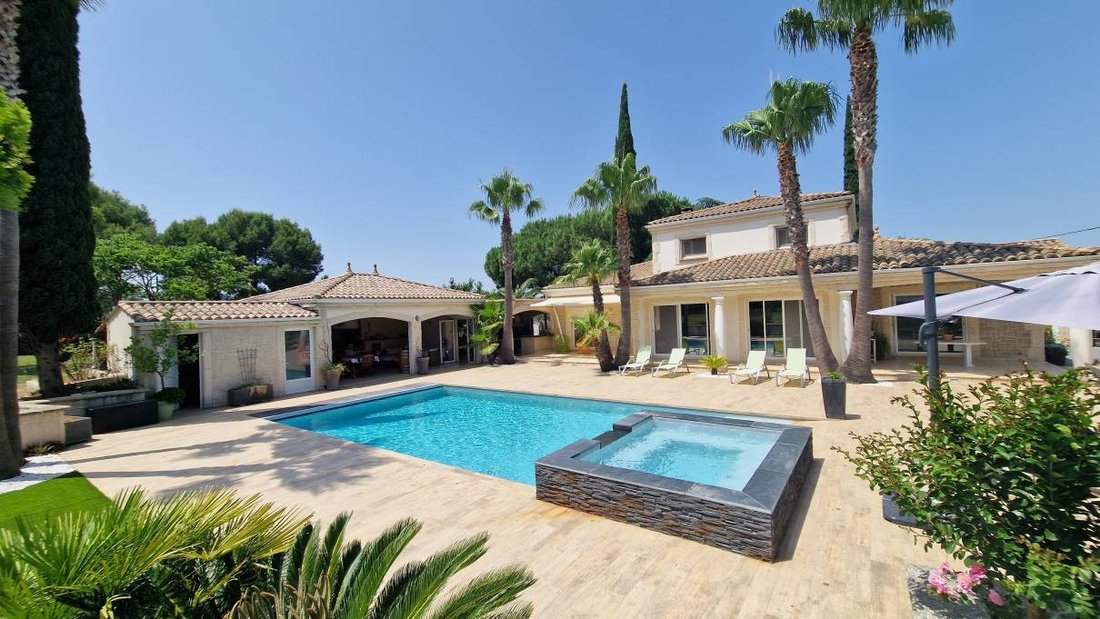Villa in Centre Ville, Pezenas, France 1 - 16055462