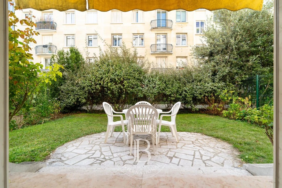 Apartment in Ile de la Jatte - Parc d'Orléans, Neuilly-sur-Seine, France 1 - 19037195