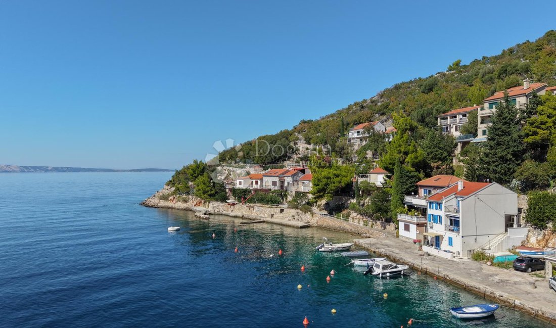 Casa en Stari Grad, Condado de Lika-Senj, Croacia 3 - 16132475