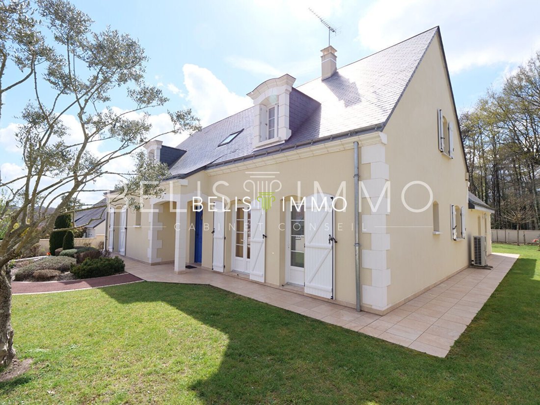 House in Artannes-sur-Indre, Centre-Val de Loire, France 3 - 19041402
