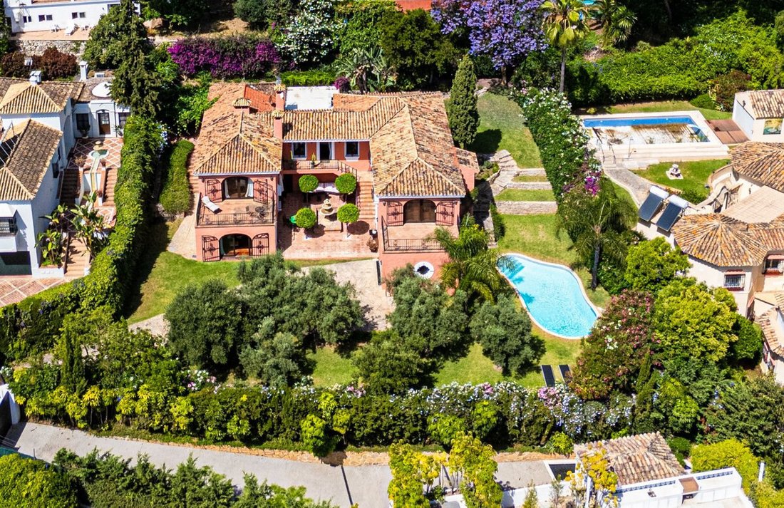 Villa in Nueva Andalucia, Marbella, Spain 1 - 19037417