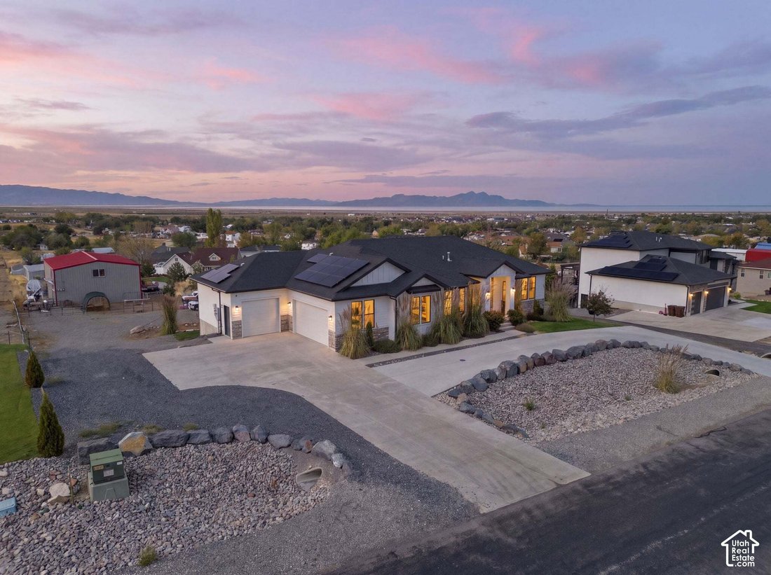 House in Erda, Utah, United States 3 - 19039673