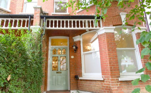 Haus in Colney Hatch, London Borough of Barnet, England 1