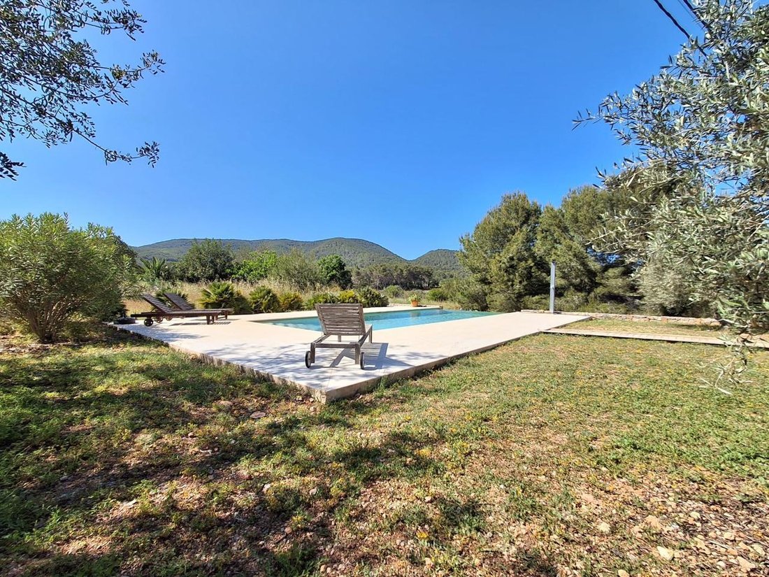 Villa en Sant Carles de Peralta, Santa Eulalia del Río, Islas Baleares 2 - 16958056
