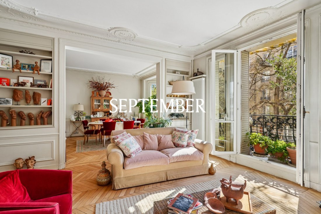 Apartment in Invalides, Paris 7e Arrondissement, Paris 2 - 19041455