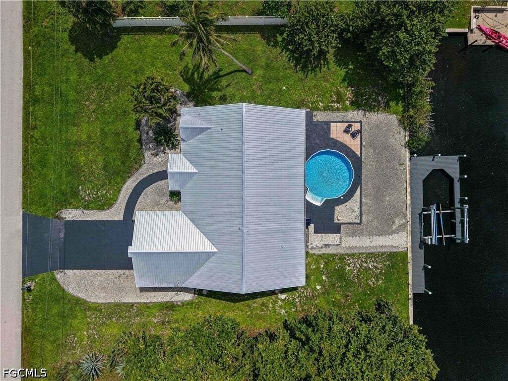Maison à Cape Coral, Floride, États-Unis 4 - 19039451