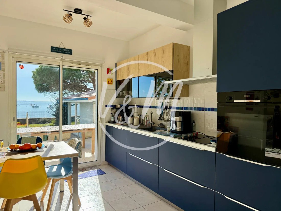Villa in Nord Est, Andernos-les-Bains, France 4 - 19037554