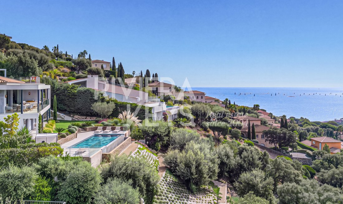 Villa en Nartelle-Noyer-Bellevue-bd de los Sardinaux, Sainte-Maxime, Francia 1 - 19040199