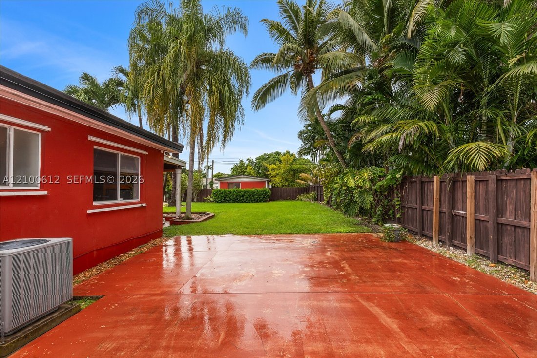 House in Miami, Florida, United States 3 - 19037910