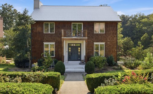 House in Kuttawa, Kentucky, United States 1