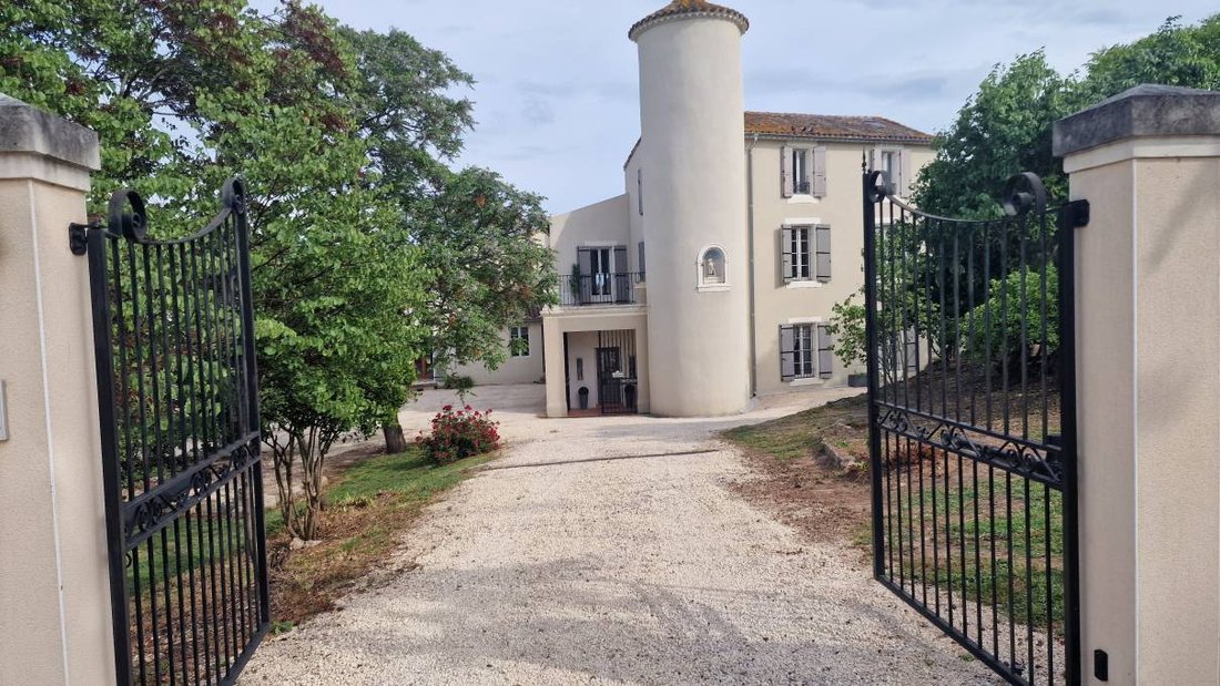 Castello a Ancien Hôpital, Beziers, Francia 2 - 18023870