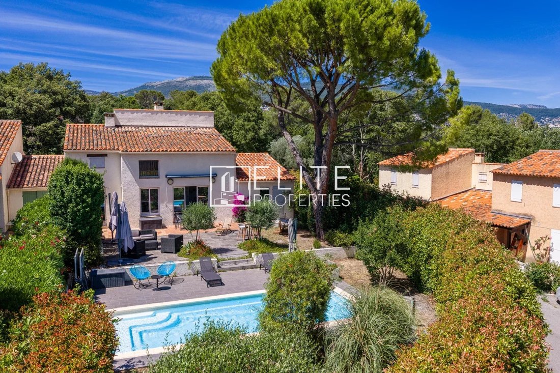 Casa a Grasse, Provenza-Alpi-Costa Azzurra, Francia 1 - 19040533