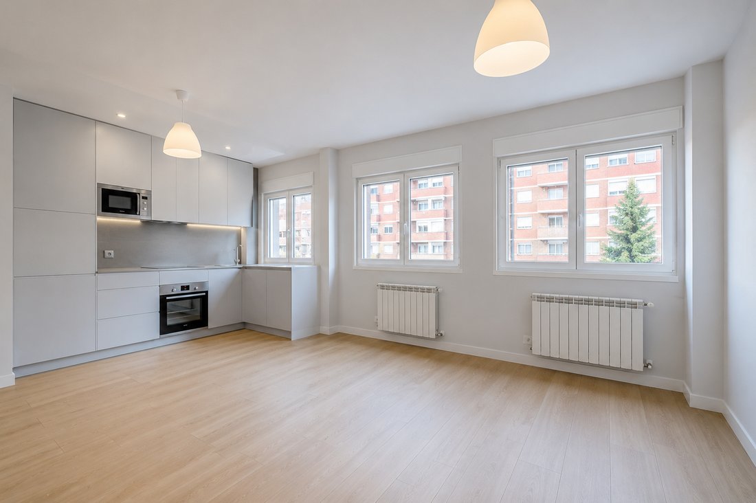 Appartamento a Retiro, Madrid, Spagna 4 - 19039217