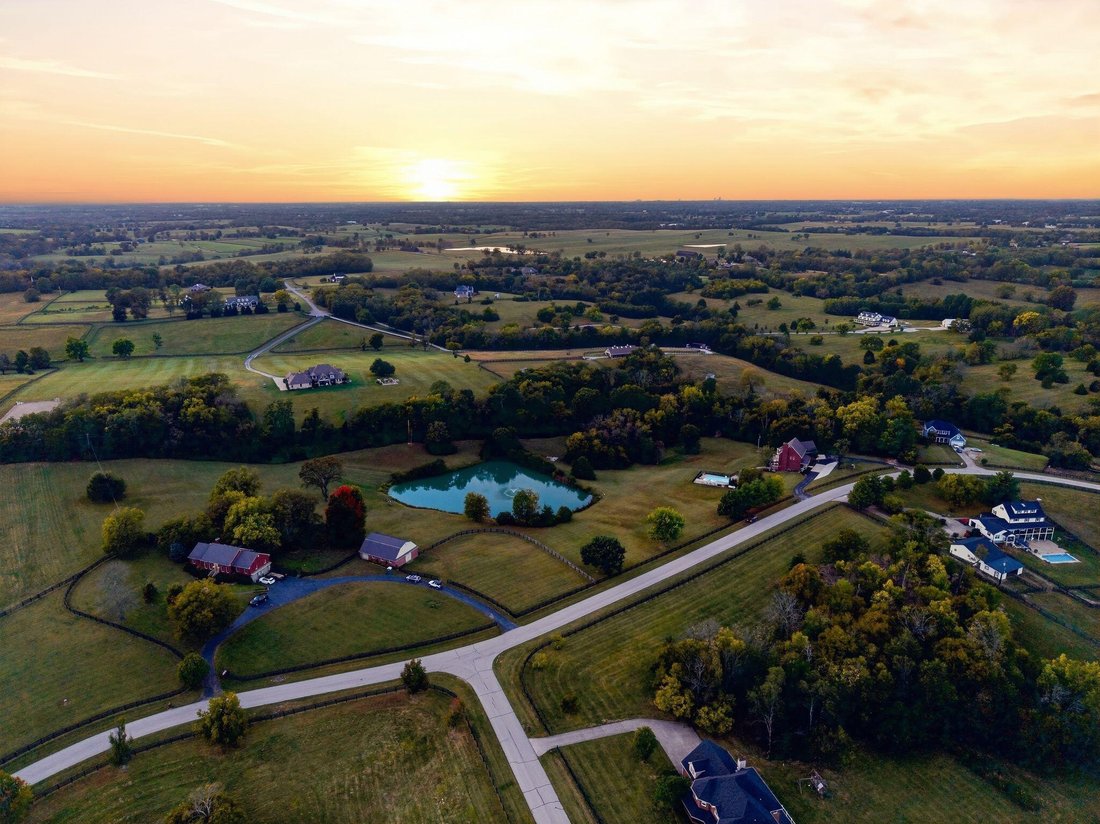 House in Lexington, Kentucky, United States 2 - 19038634