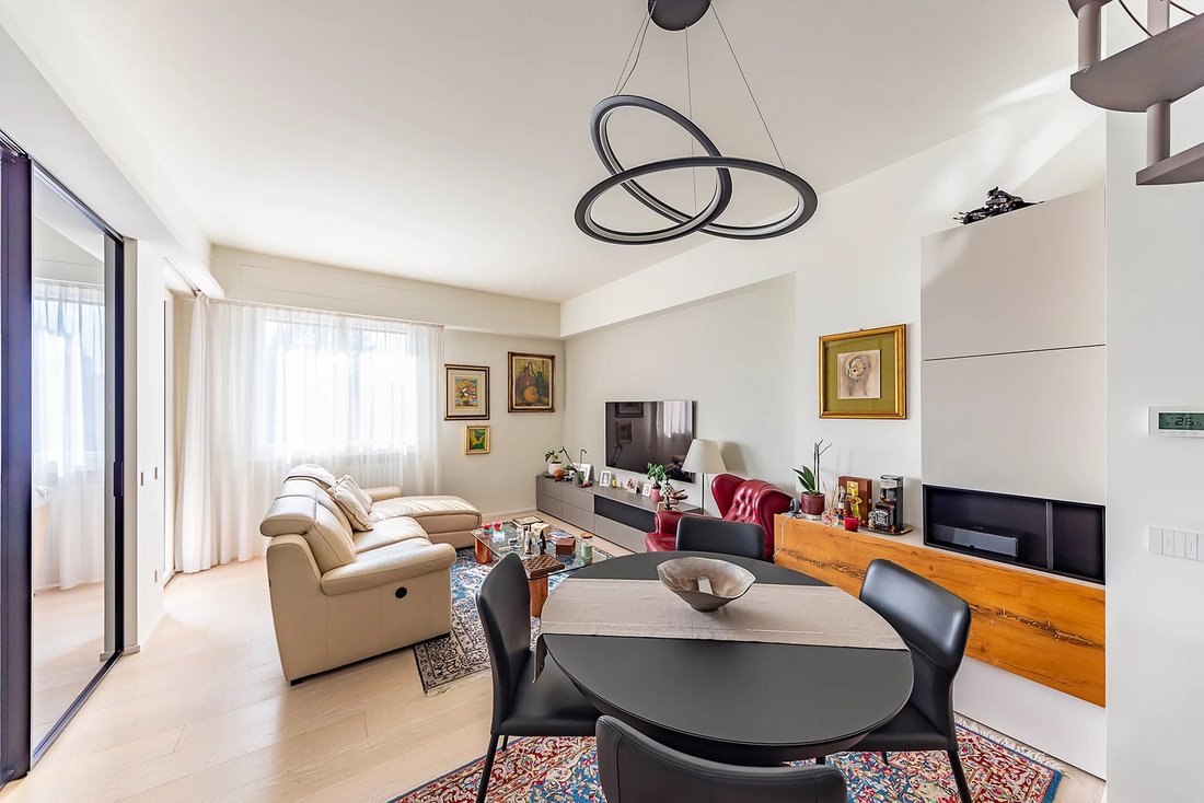 Appartamento a Lainate, Lombardia, Italia 5 - 19039087