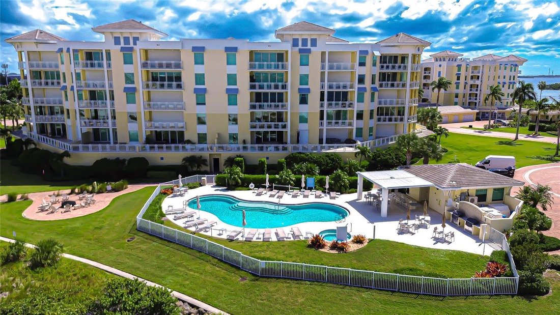 Condo in St. Petersburg, Florida, United States 3 - 19038757