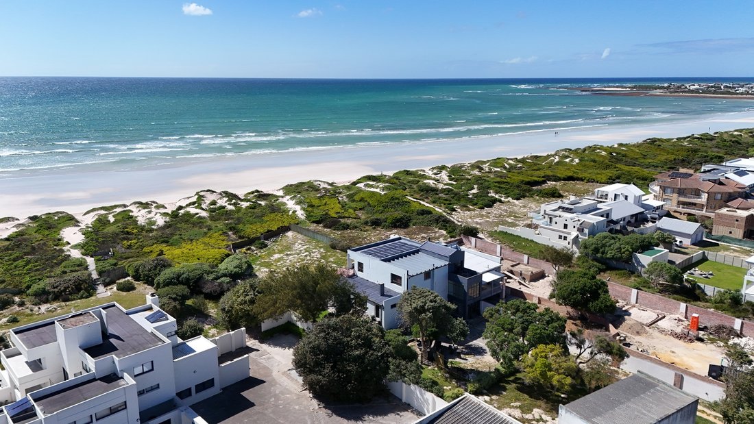 House in Cape Agulhas Local Municipality, Western Cape, South Africa 1 - 19037985