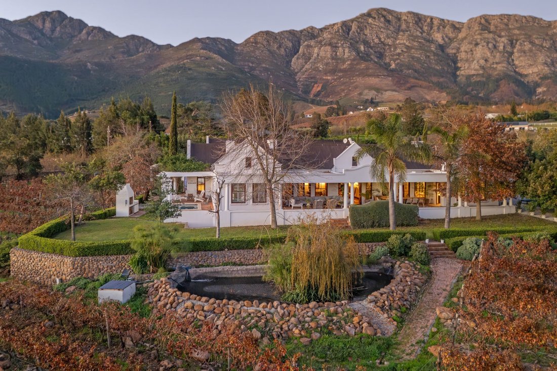 Farm Ranch in Franschhoek, Western Cape, South Africa 1 - 19038984