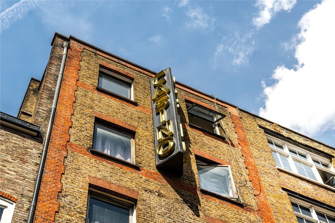Apartment in Soho, England 5 - 19039103