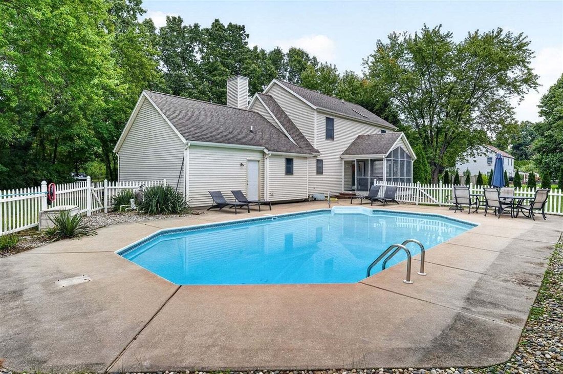 House in Schoolcraft, Michigan, United States 3 - 19040075