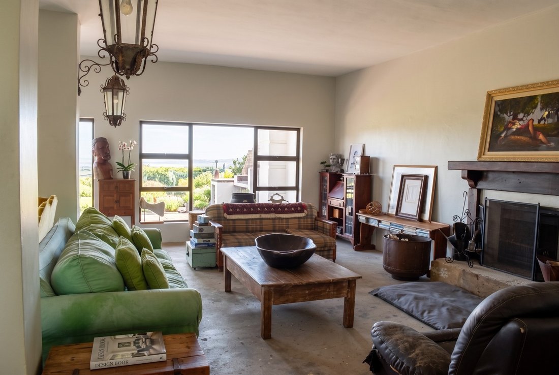 House in Cape Agulhas Local Municipality, Western Cape, South Africa 5 - 19037985