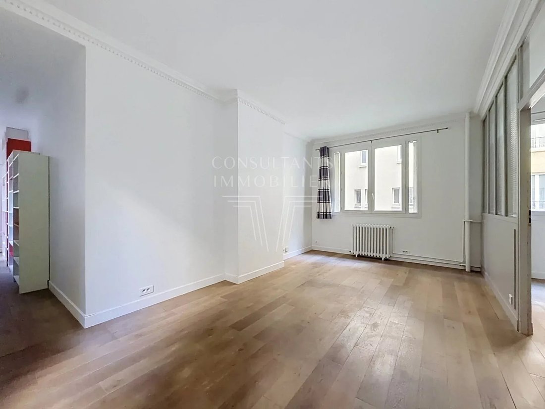 Apartment in Courcelles-Wagram, Paris 17e Arrondissement, Paris 3 - 19037155