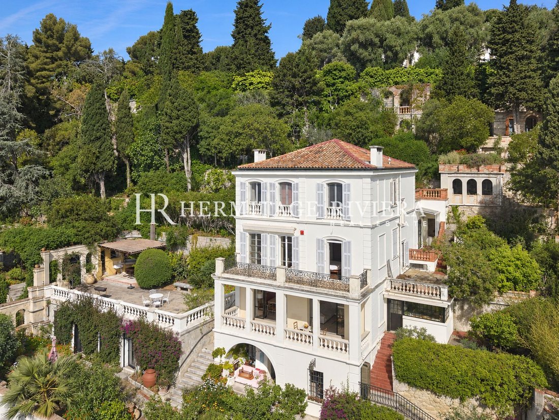 Villa in Menton, Provence-Alpes-Côte d'Azur, Frankreich 1 - 17967128