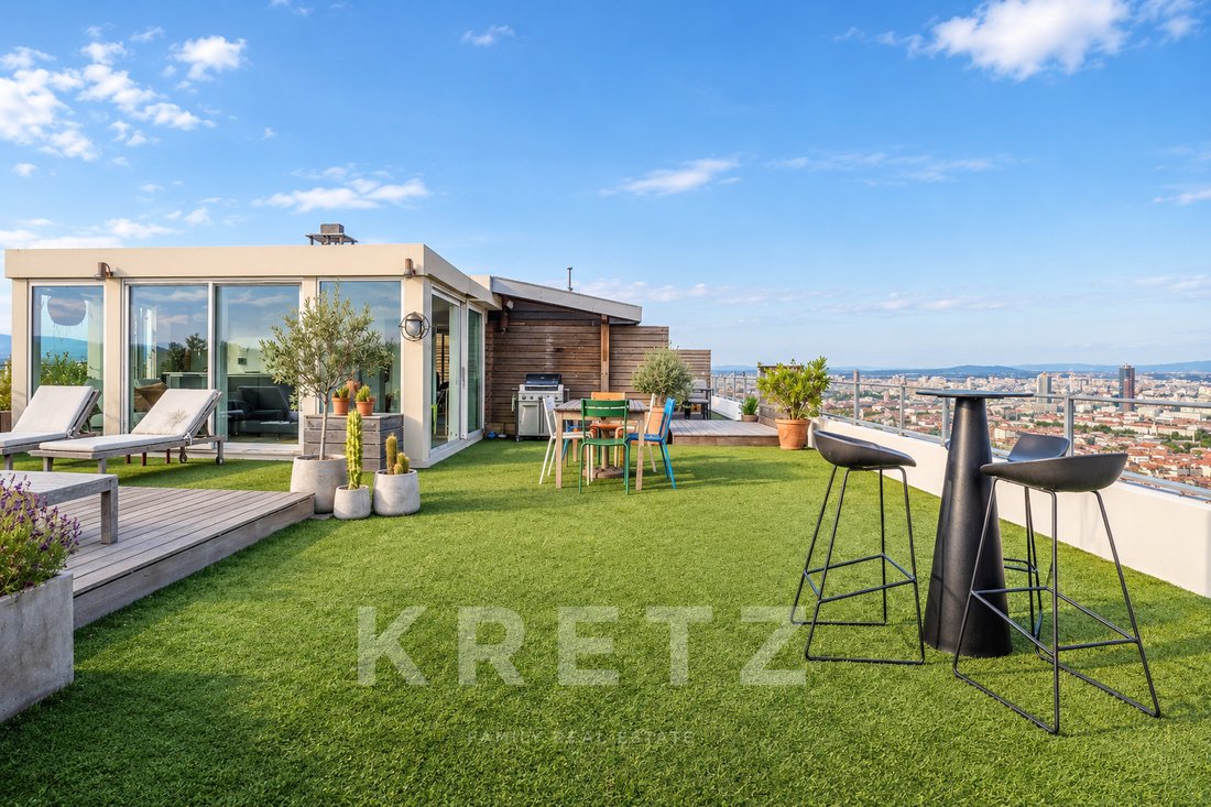 Penthouse in Sainte-Foy-lès-Lyon, Auvergne-Rhône-Alpes, France 5 - 19040962