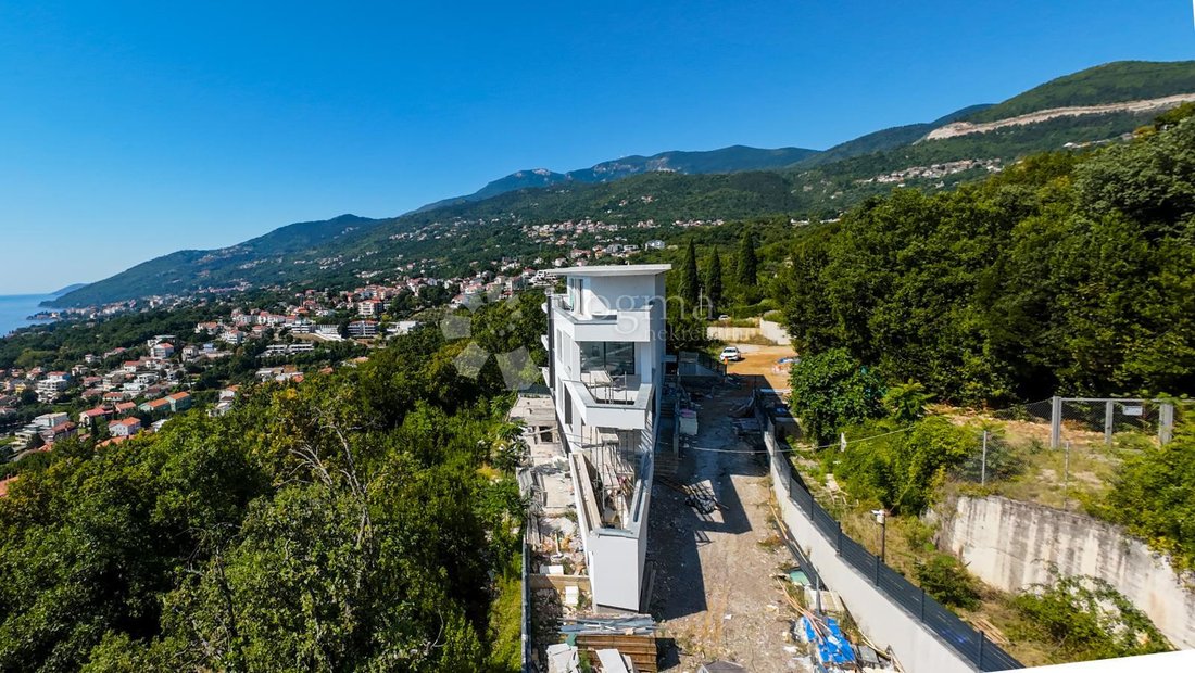 Apartment in Grad Opatija, Primorje-Gorski Kotar County, Croatia 4 - 19040296