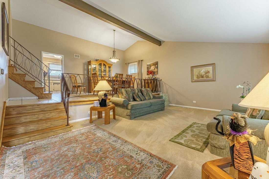 Casa a Elmhurst, Illinois, Stati Uniti 4 - 19042111