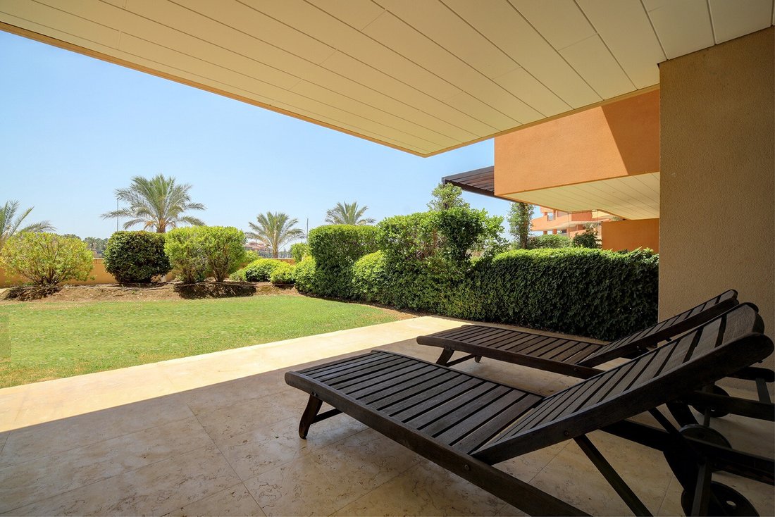 Apartment in Sotogrande, San Roque, Andalusia 4 - 19041690