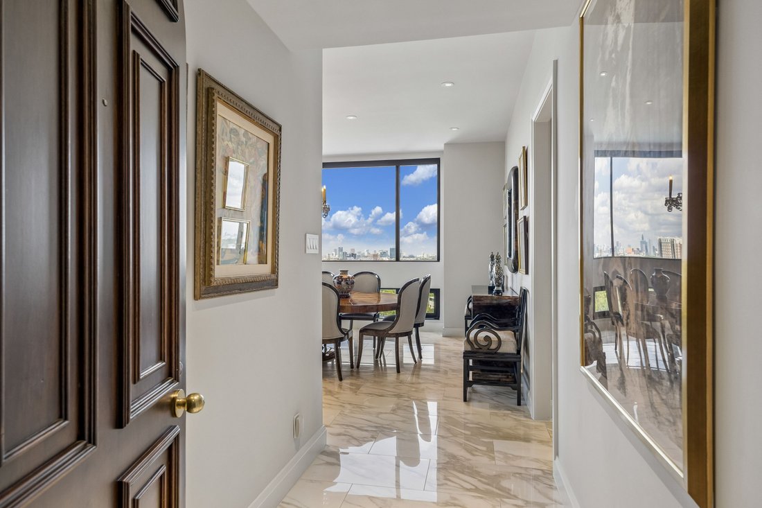 Apartment in Houston, Texas, United States 5 - 19041970
