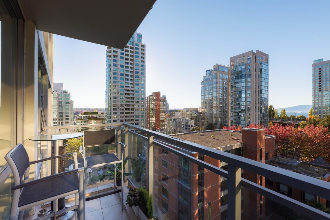 Condo in Vancouver, British Columbia, Canada 3 - 19042243
