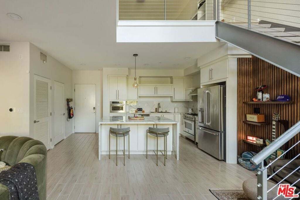 Condominio a Los Angeles, California, Stati Uniti 2 - 19041805