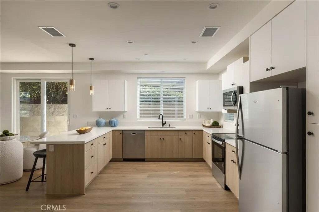 Maison à Costa Mesa, Californie, États-Unis 4 - 19042072