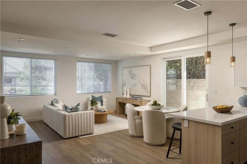 Maison à Costa Mesa, Californie, États-Unis 5 - 19042072