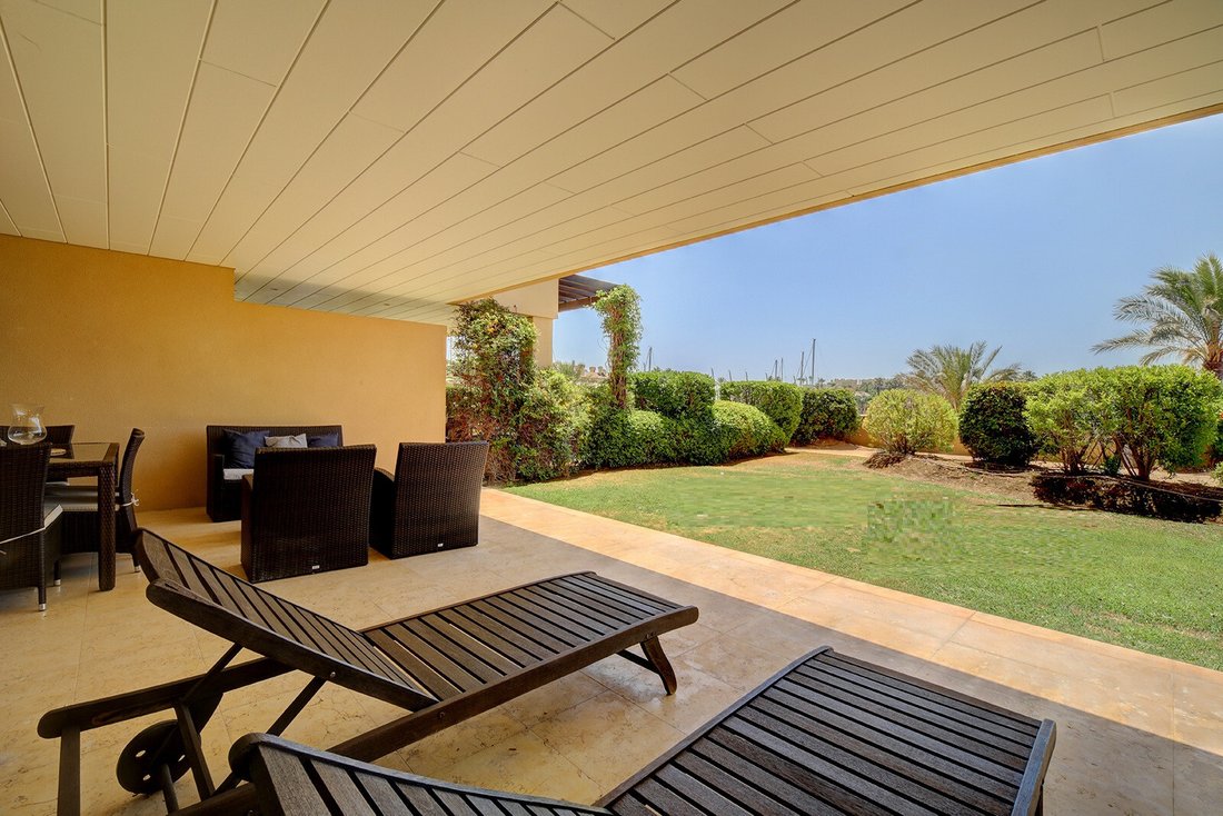 Apartment in Sotogrande, San Roque, Andalusia 3 - 19041690