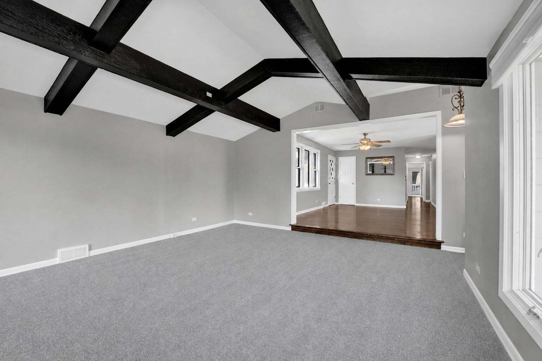 House in Elmhurst, Illinois, United States 4 - 19042122