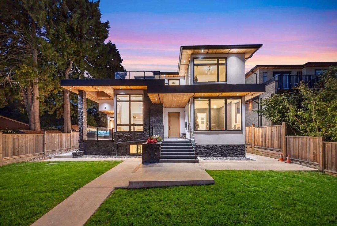 House in Burnaby, British Columbia, Canada 2 - 19042248