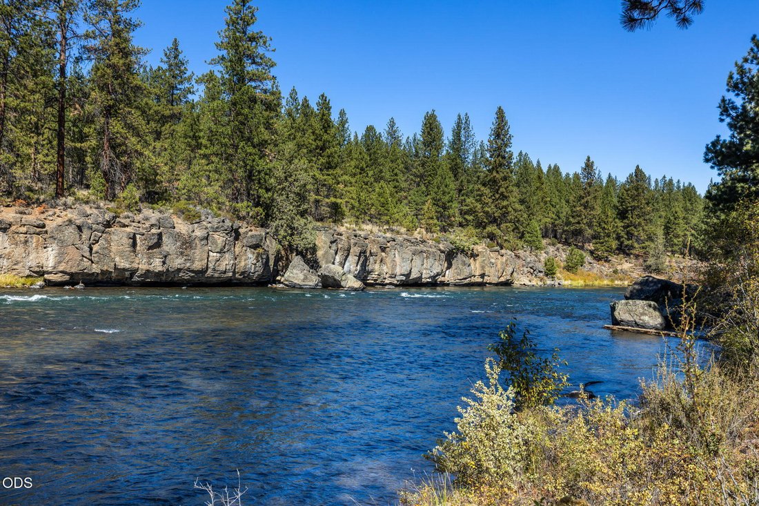 Terrain à Bend, Oregon, États-Unis 1 - 19041696
