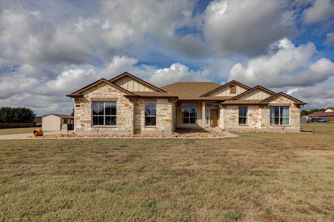 House in Liberty Hill, Texas, United States 1 - 19041729