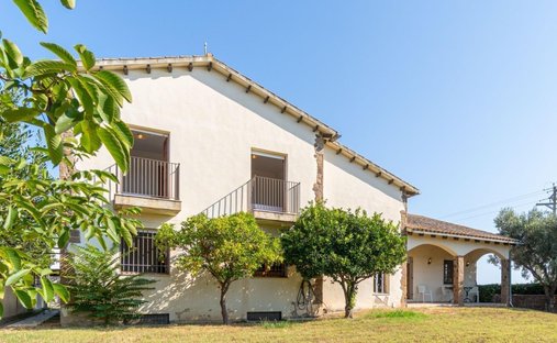 Villa in Sant Pere Pescador, Catalonia, Spain 1